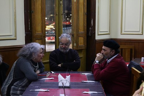 Conversatorio, Comida y Música en Restaurant El Encuentro