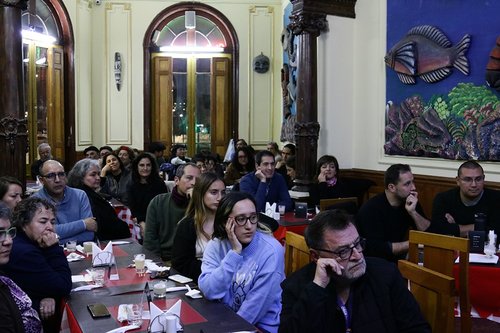 Conversatorio, Comida y Música en Restaurant El Encuentro