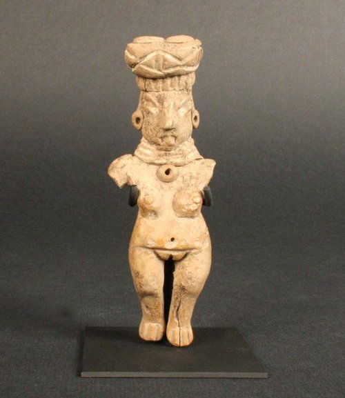 Figurilla antropomorfa femenina