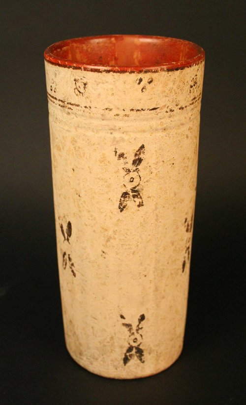 Vaso con representación fitomorfa