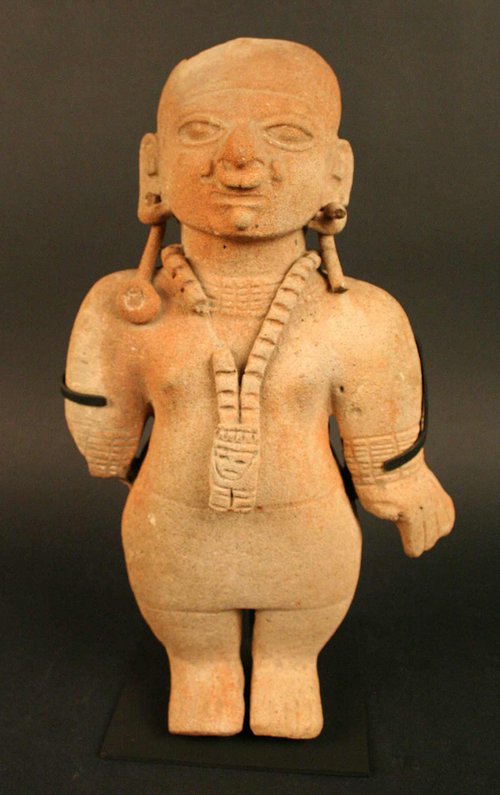 Figura antropomorfa femenina