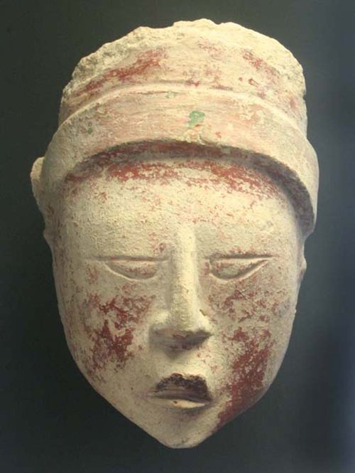 Cabeza antropomorfa