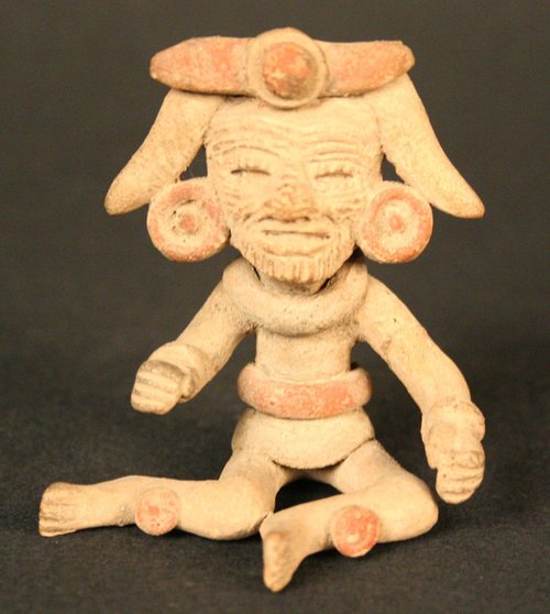 Figurilla antropomorfa masculina