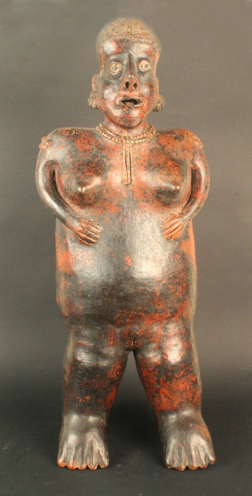 Figura antropomorfa femenina
