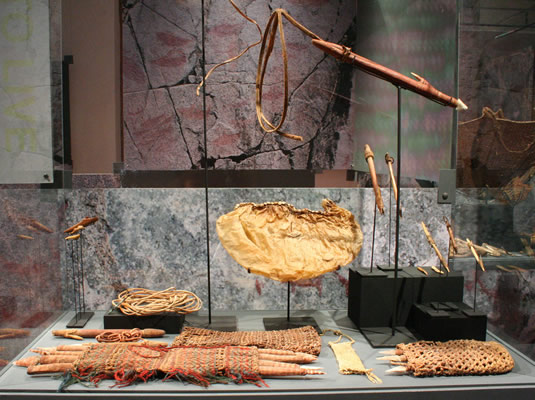 Porta cabezales de arpón. Fibra vegetal y de camélido. Costa de Arica – Pescadores Tardíos (1200-1470 d.C.). Colección Manuel Blanco Encalada,MCHAP.