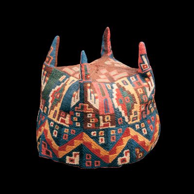 Los gorros de Tiwanaku en Arica